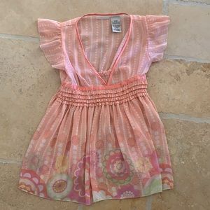 A cute pink top in the brand Mary-kateandashley